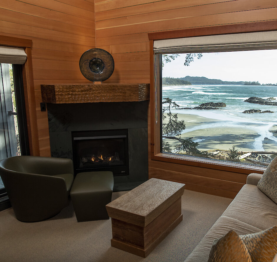 Chesterman Beach Loft Suite Living Room